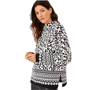 Ann Taylor Black and White Leopard Print Mock Neck Sweater Size Medium